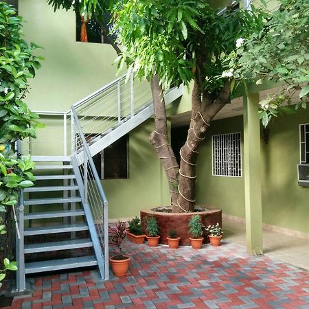 Hotel Casa De Angeles Managua Bagian luar foto