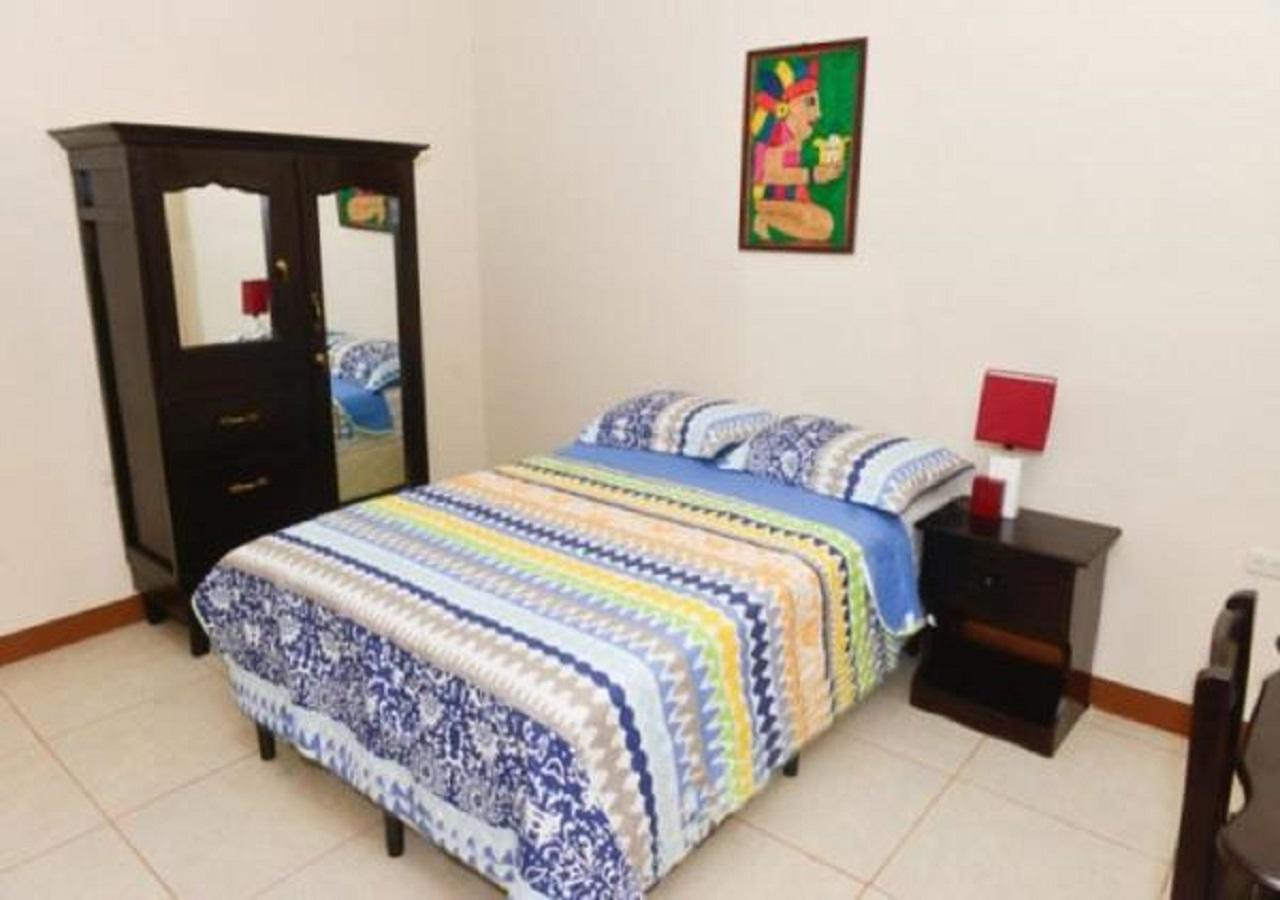 Hotel Casa De Angeles Managua Bagian luar foto