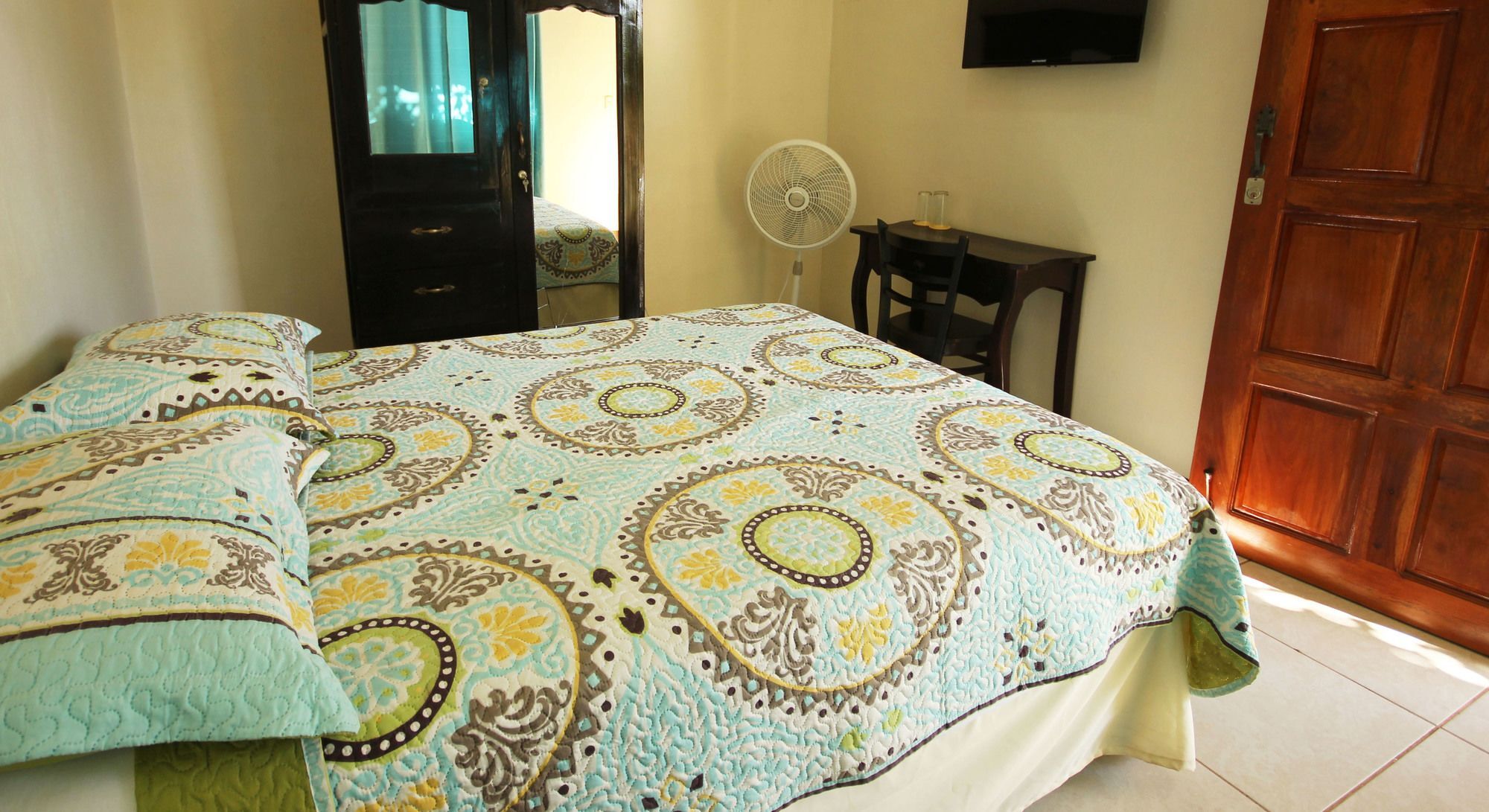 Hotel Casa De Angeles Managua Bagian luar foto